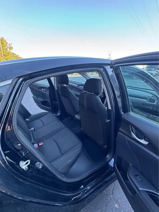 2017 Honda Civic 10th Gen - Image 18 of 18