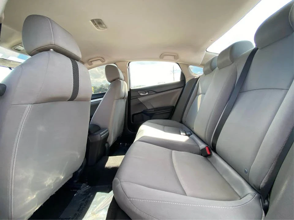 2017 Honda Civic 10th Gen - Image 9 of 19