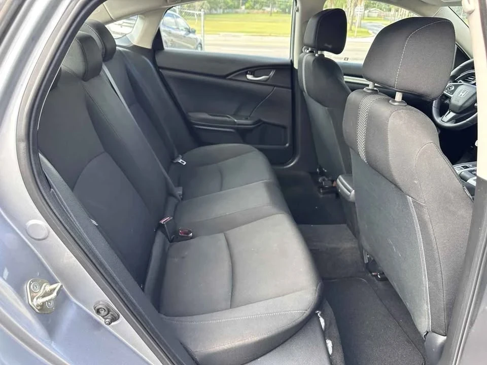 2017 Honda Civic 10th Gen - Image 10 of 11