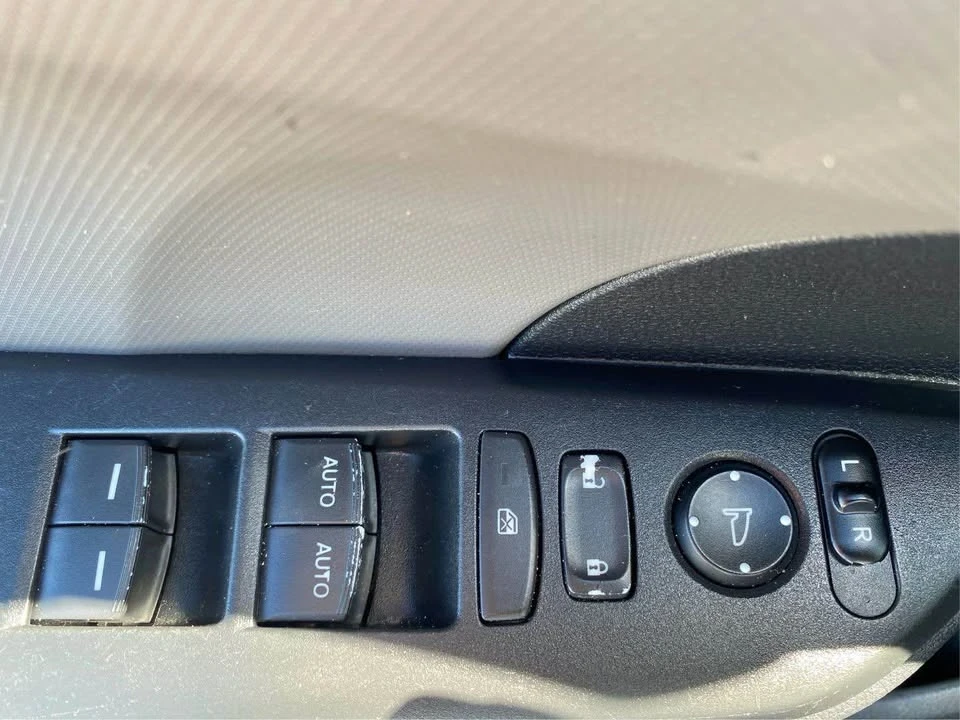 2017 Honda Civic 10th Gen - Image 17 of 19