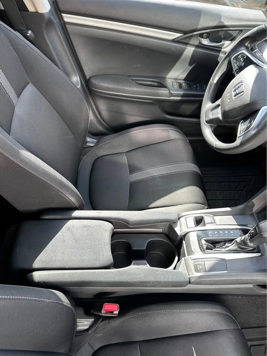 2017 Honda Civic 10th Gen - Image 13 of 18