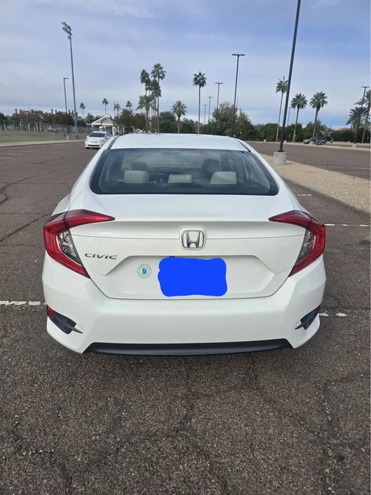 2017 Honda Civic 10th Gen - Image 3 of 13