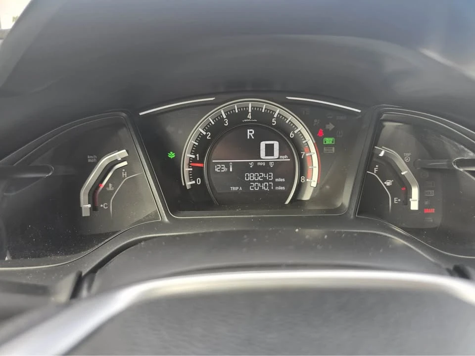 2017 Honda Civic 10th Gen - Image 8 of 13