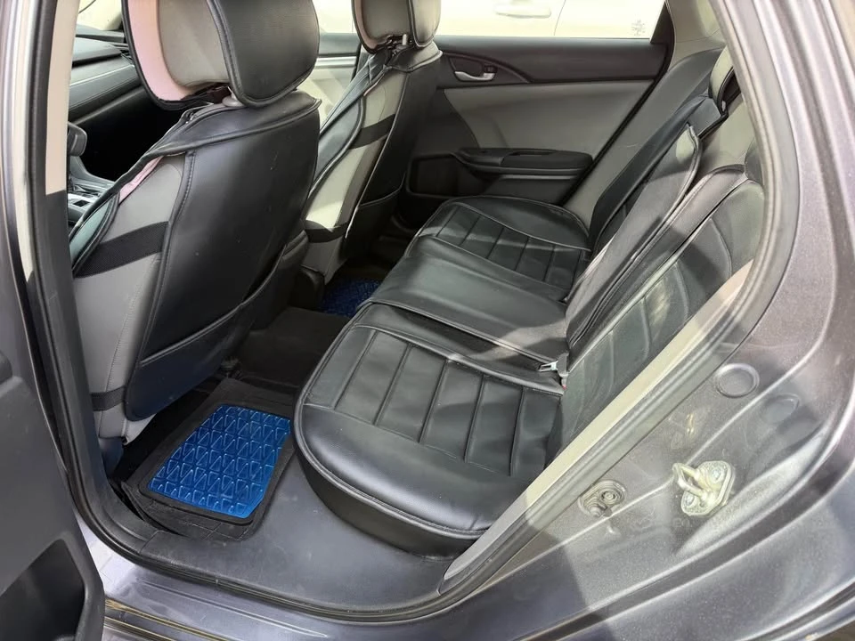 2017 Honda Civic 10th Gen - Image 7 of 12