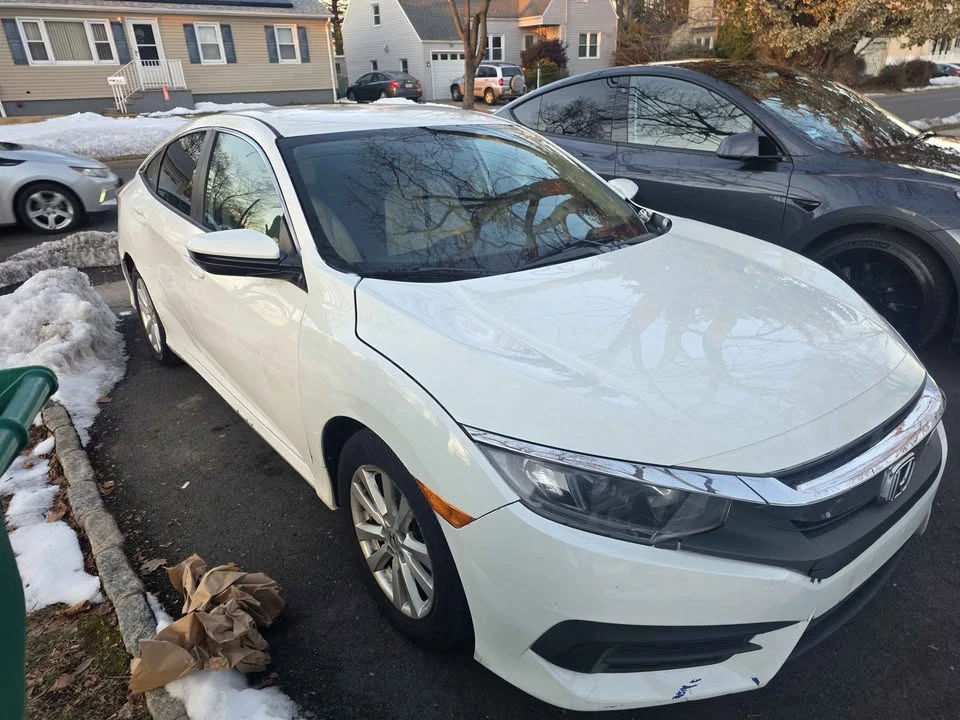 2017 Honda Civic 10th Gen - Image 3 of 13