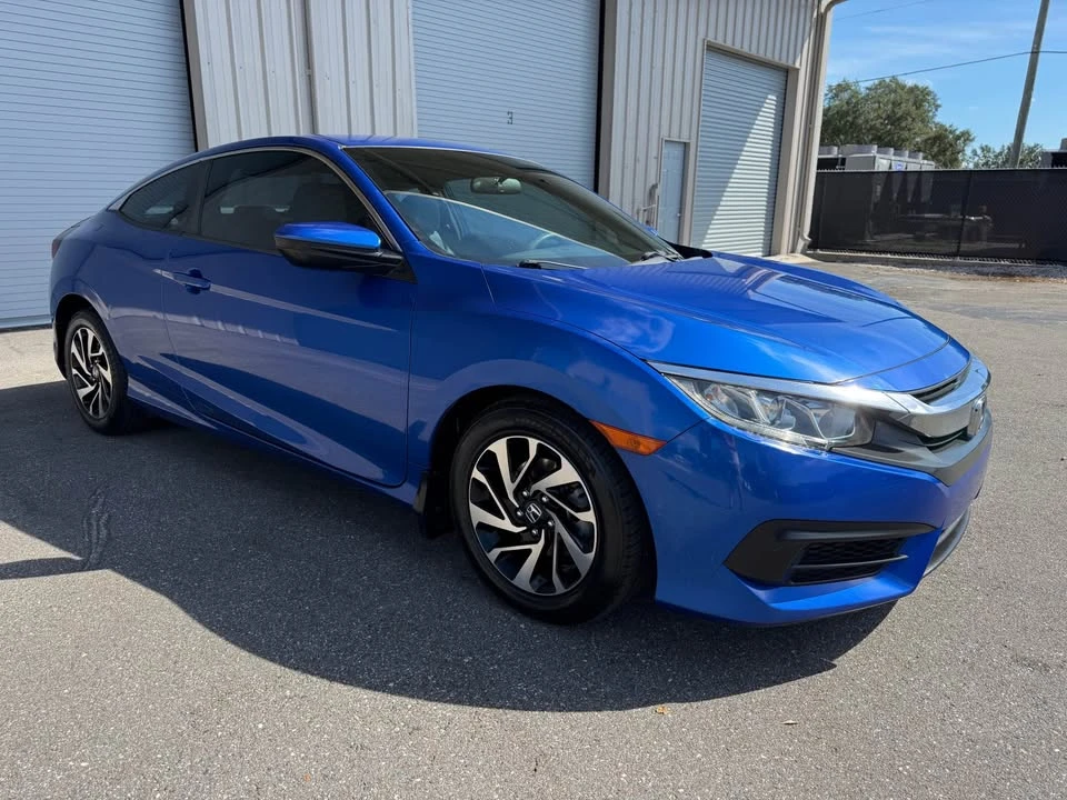 2017 Honda Civic 10th Gen - Image 8 of 14