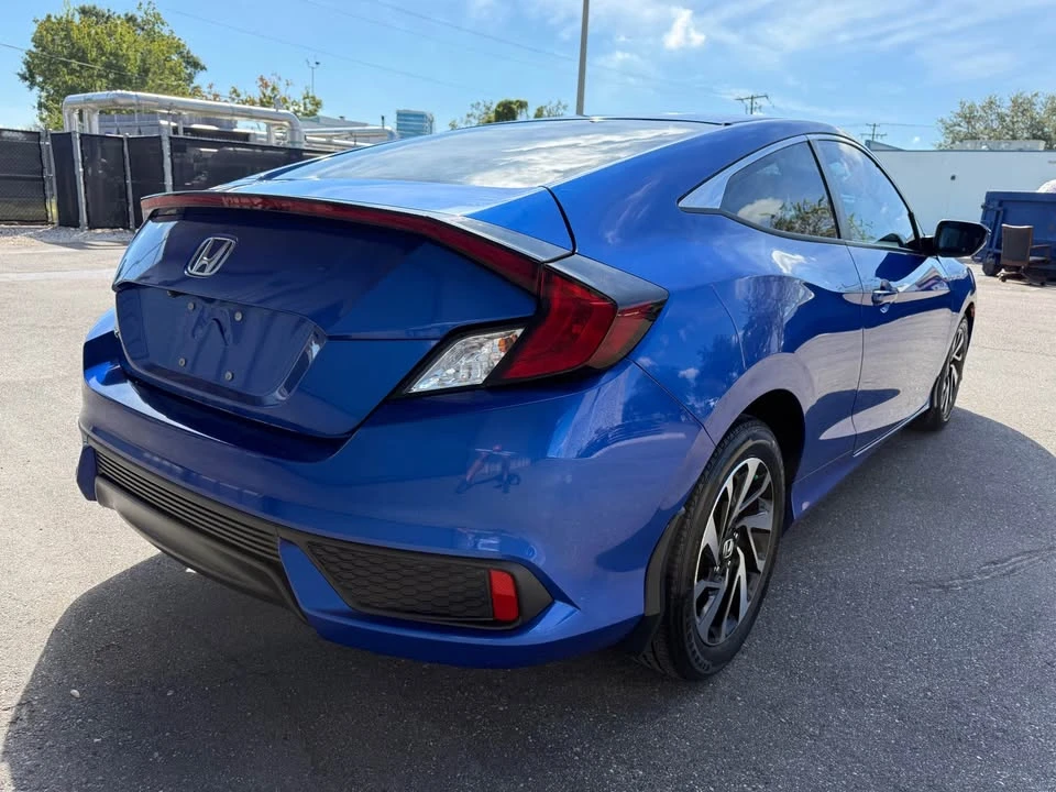 2017 Honda Civic 10th Gen - Image 6 of 14