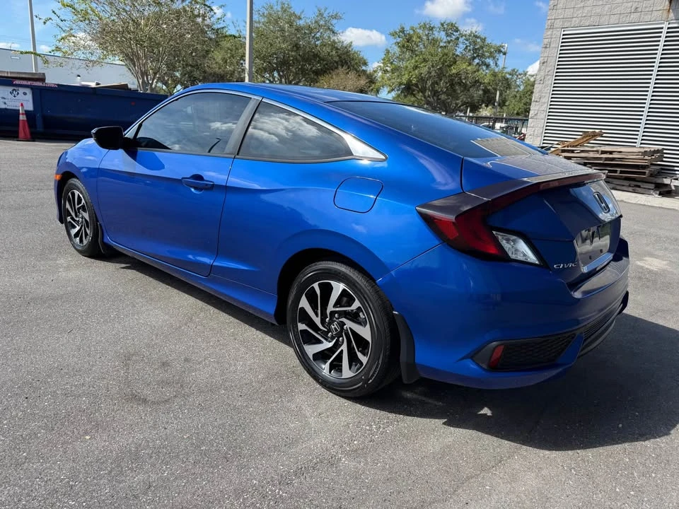 2017 Honda Civic 10th Gen - Image 4 of 14