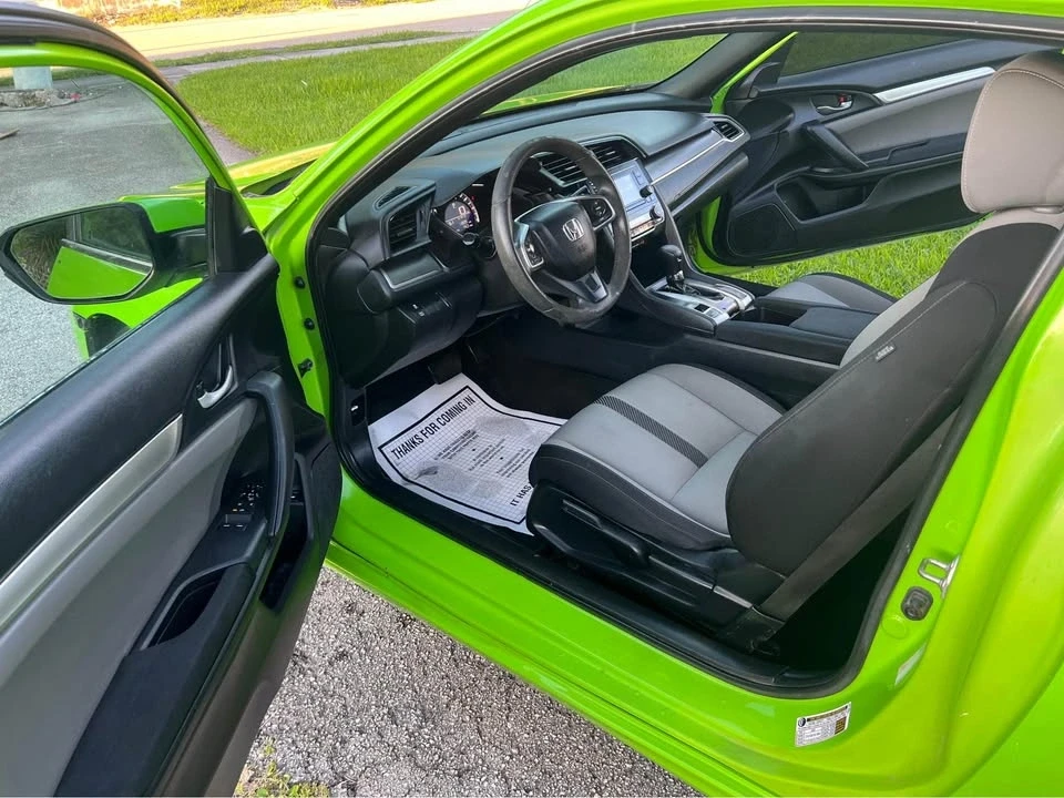 2017 Honda Civic 10th Gen - Image 5 of 13