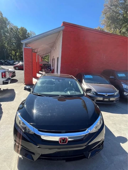 2017 Honda Civic 10th Gen - Image 2 of 16