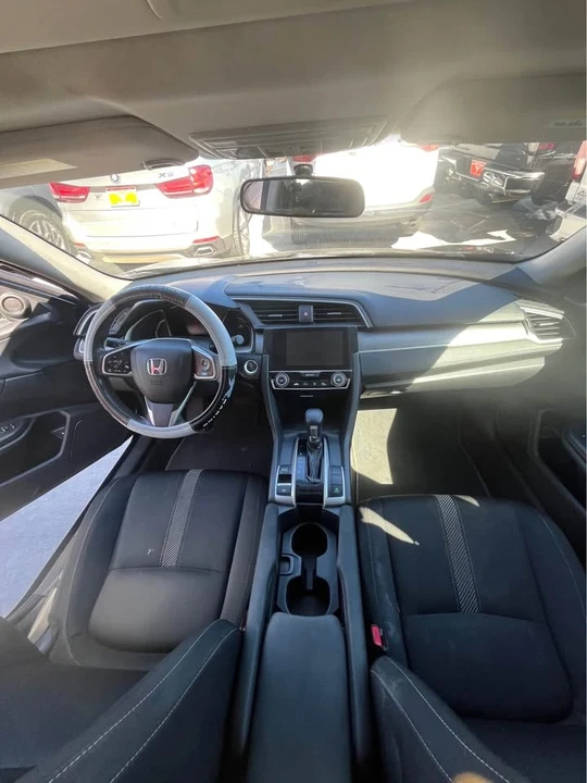 2017 Honda Civic 10th Gen - Image 15 of 16