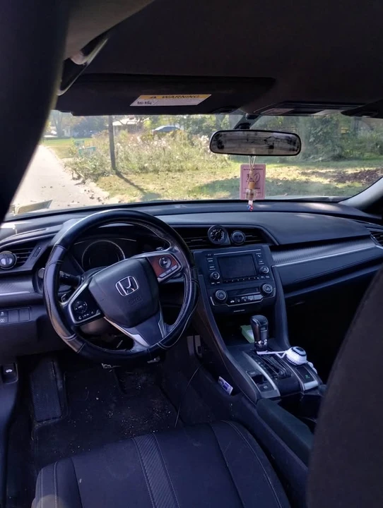 2017 Honda Civic 10th Gen - Image 6 of 6