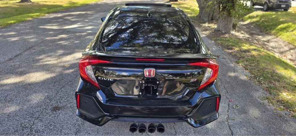 2017 Honda Civic Si 10th Gen - Image 8 of 13