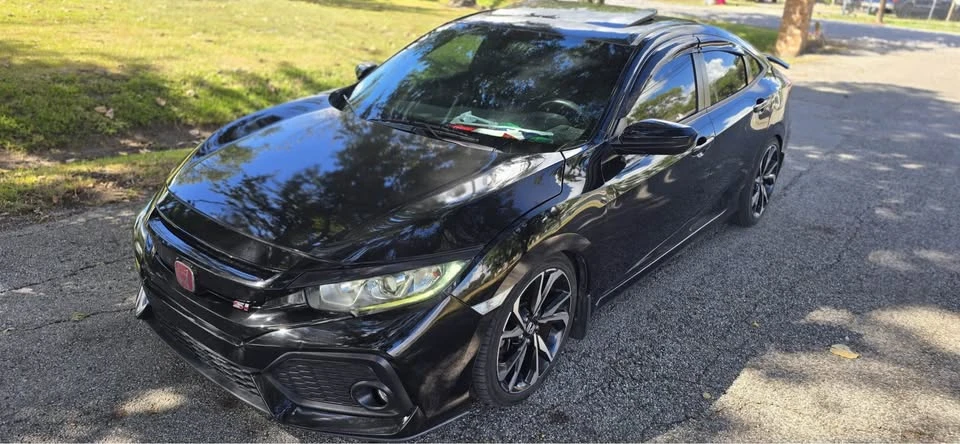 2017 Honda Civic Si 10th Gen - Image 2 of 13