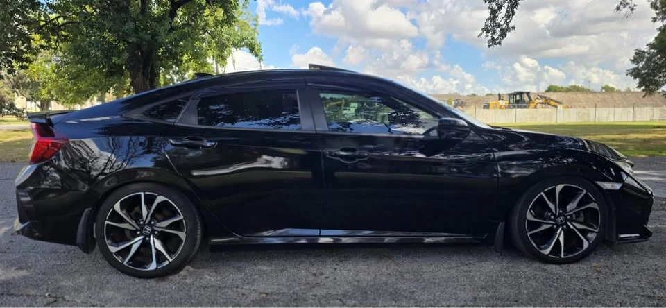 2017 Honda Civic Si 10th Gen - Image 5 of 13