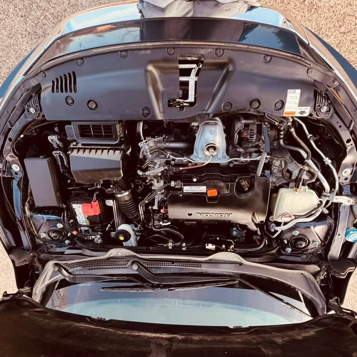 2017 Honda Civic Si 10th Gen - Image 9 of 15