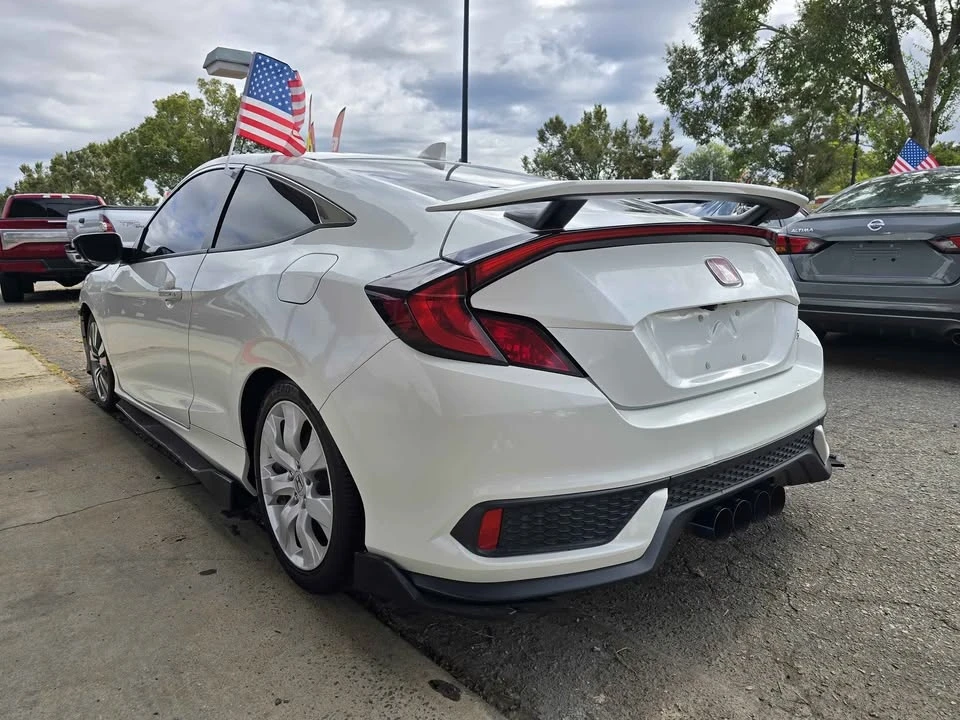 2017 Honda Civic Si 10th Gen - Image 4 of 4