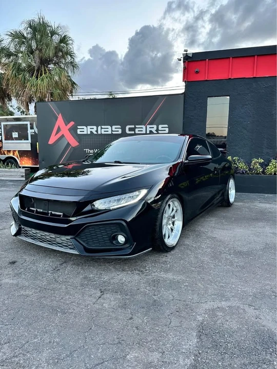2017 Honda Civic Si 10th Gen - Image 9 of 19