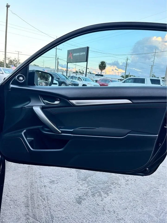 2017 Honda Civic Si 10th Gen - Image 17 of 19