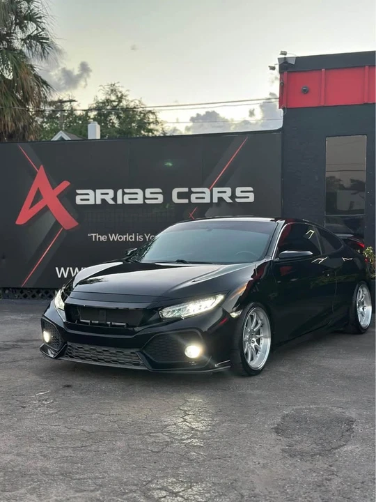 2017 Honda Civic Si 10th Gen - Image 13 of 19