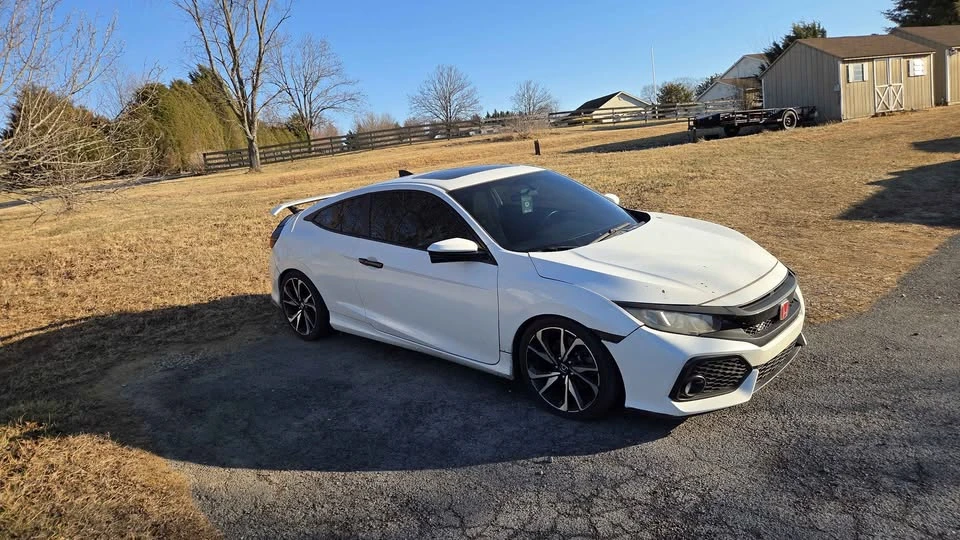 2017 Honda Civic Si 10th Gen - Image 3 of 8