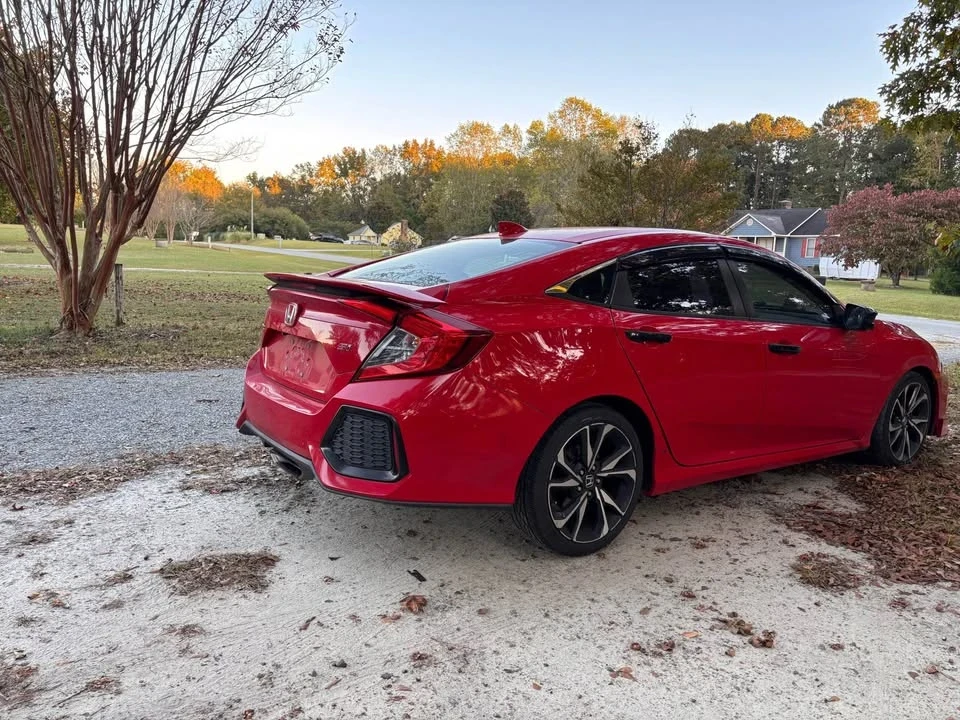 2017 Honda Civic Si 10th Gen - Image 3 of 13