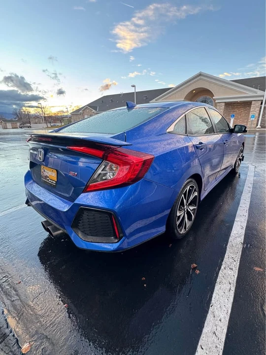 2017 Honda Civic Si 10th Gen - Image 6 of 16