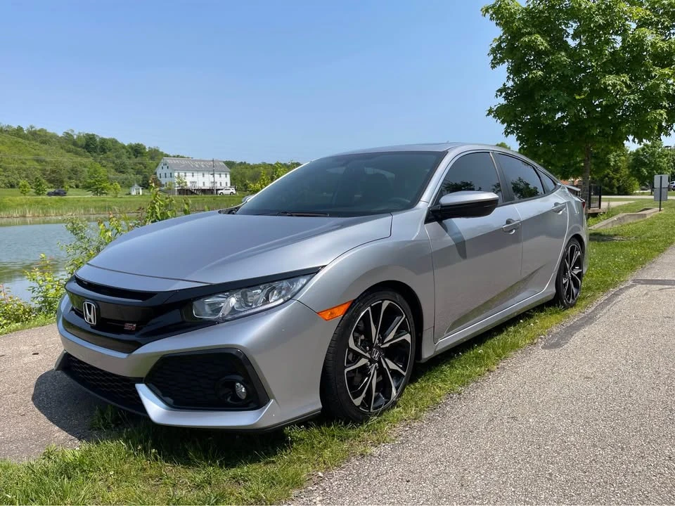 2017 Honda Civic Si 10th Gen - Image 2 of 20