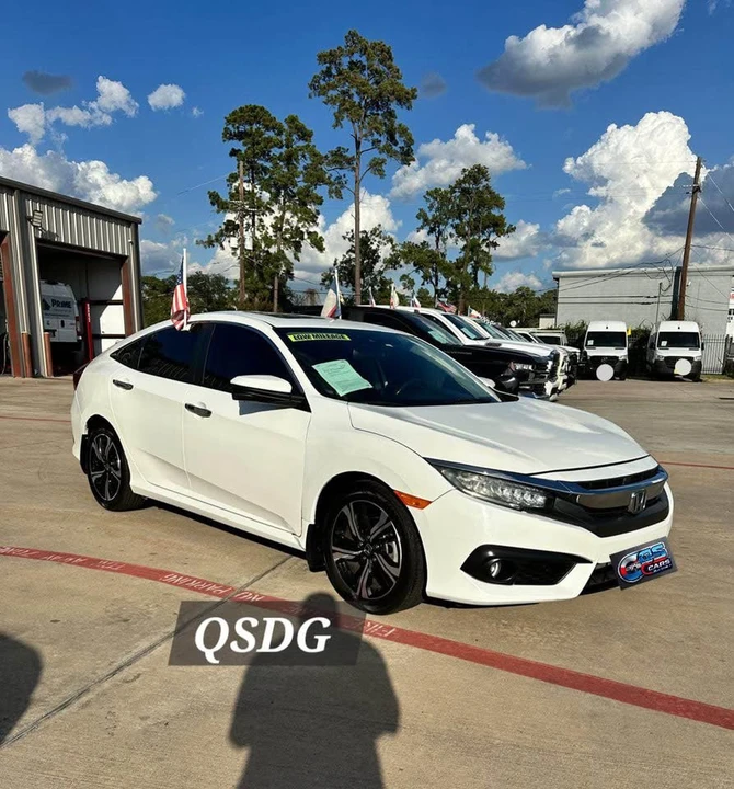 2017 Honda Civic 10th Gen - Image 2 of 8