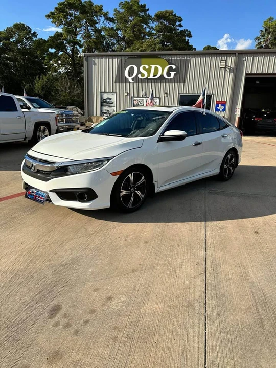 2017 Honda Civic 10th Gen - Image 3 of 8