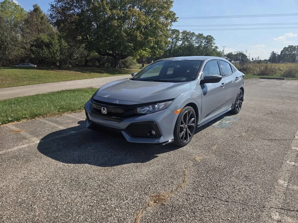 2017 Honda Civic 10th Gen - Image 3 of 17