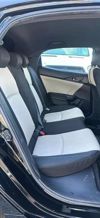 2017 Honda Civic 10th Gen - Image 2 of 7