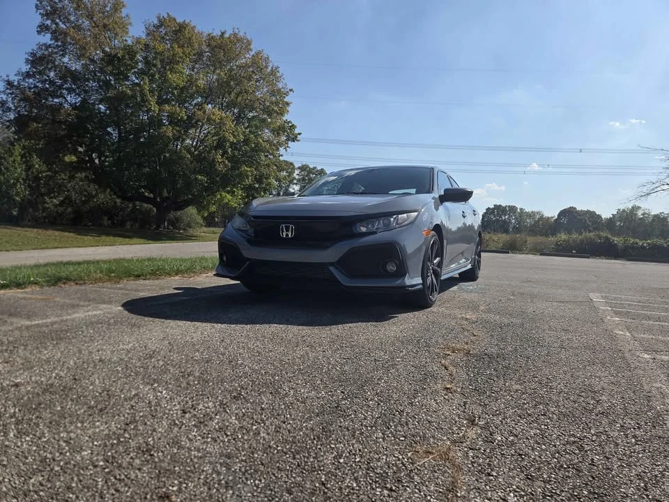 2017 Honda Civic 10th Gen - Image 4 of 17
