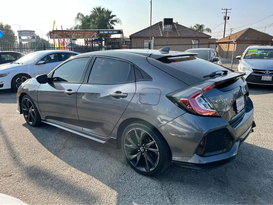 2017 Honda Civic 10th Gen - Image 15 of 16