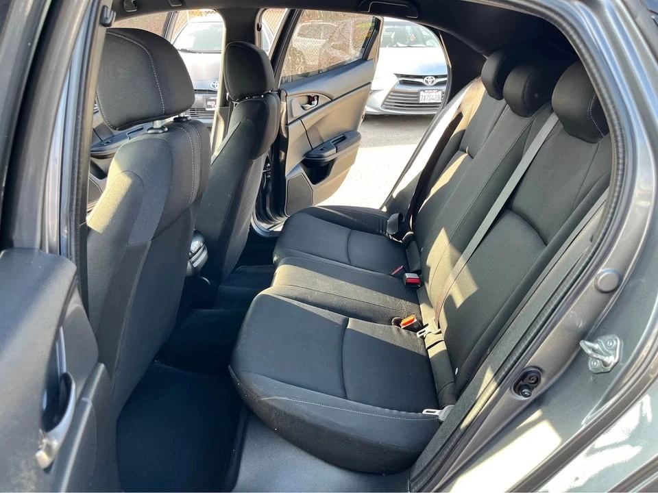 2017 Honda Civic 10th Gen - Image 7 of 16