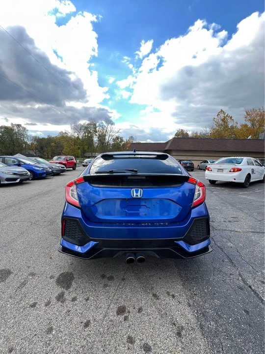 2017 Honda Civic 10th Gen - Image 3 of 10