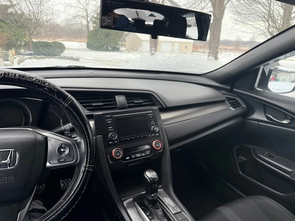 2017 Honda Civic 10th Gen - Image 8 of 15