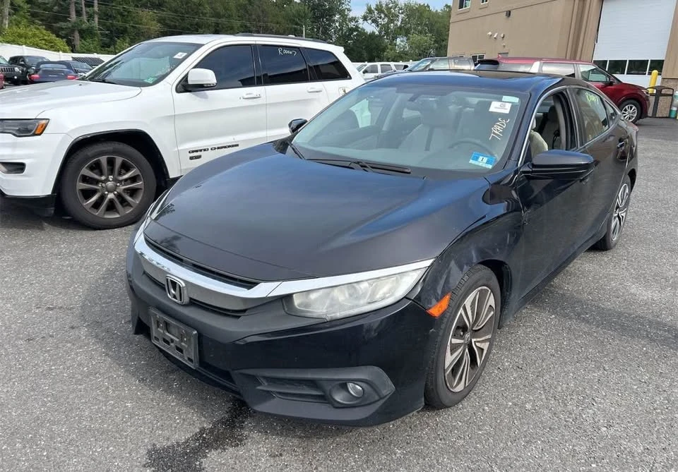 2017 Honda Civic 10th Gen - Image 3 of 7