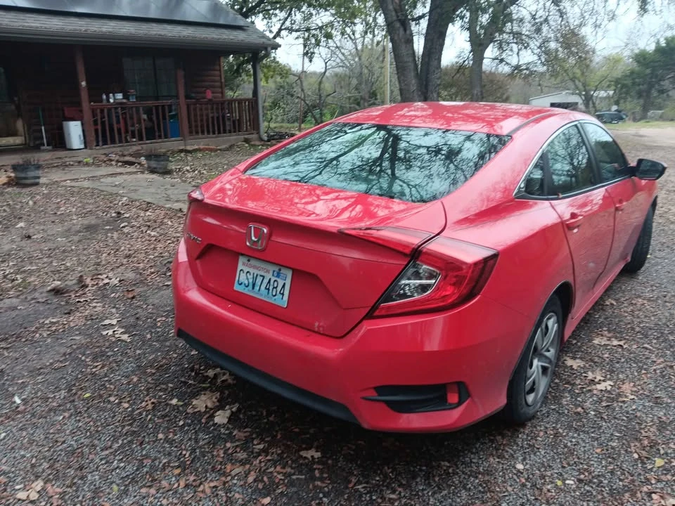 2017 Honda Civic 10th Gen - Image 6 of 8