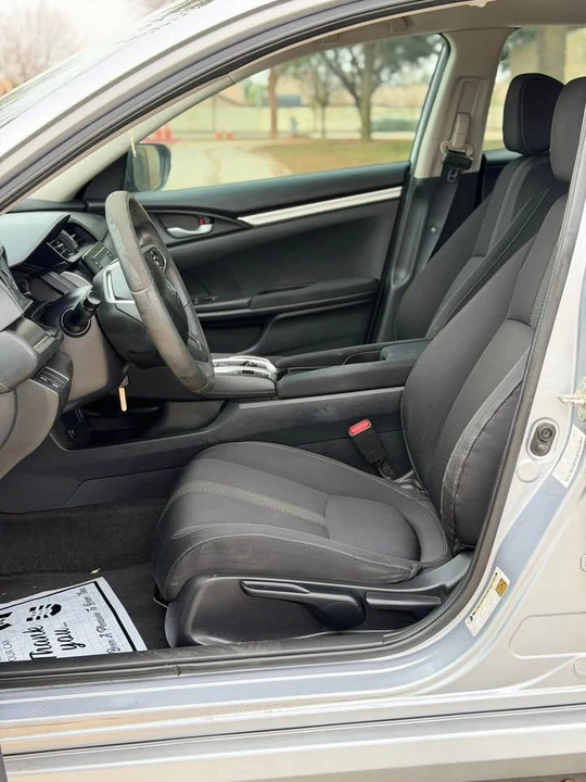 2017 Honda Civic 10th Gen - Image 4 of 17