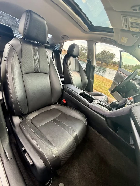 2017 Honda Civic 10th Gen - Image 12 of 17