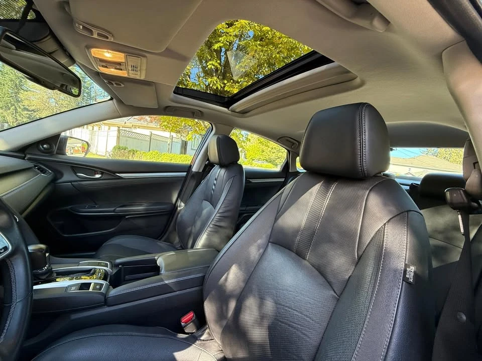 2017 Honda Civic 10th Gen - Image 18 of 19