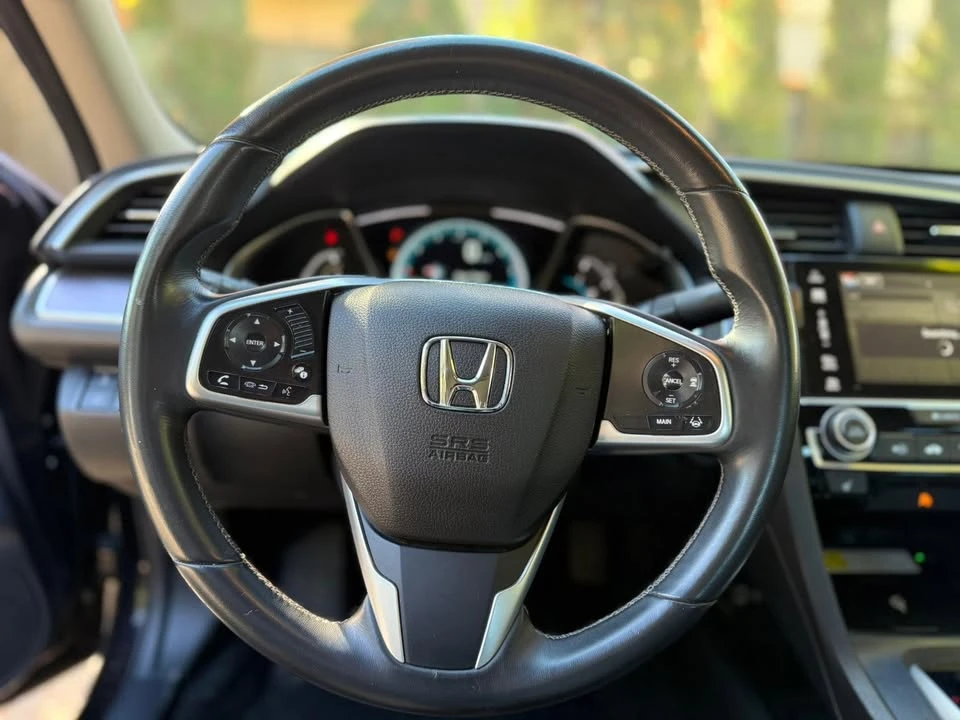 2017 Honda Civic 10th Gen - Image 10 of 19