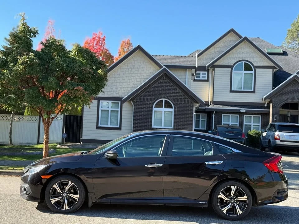2017 Honda Civic 10th Gen - Image 2 of 19