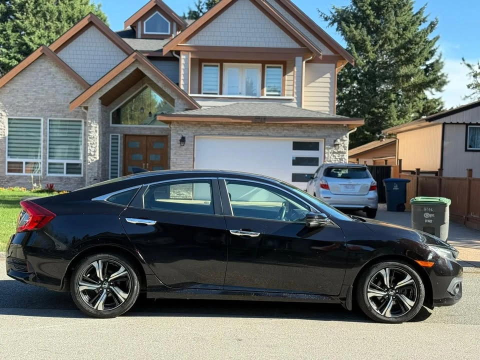 2017 Honda Civic 10th Gen - Image 6 of 19