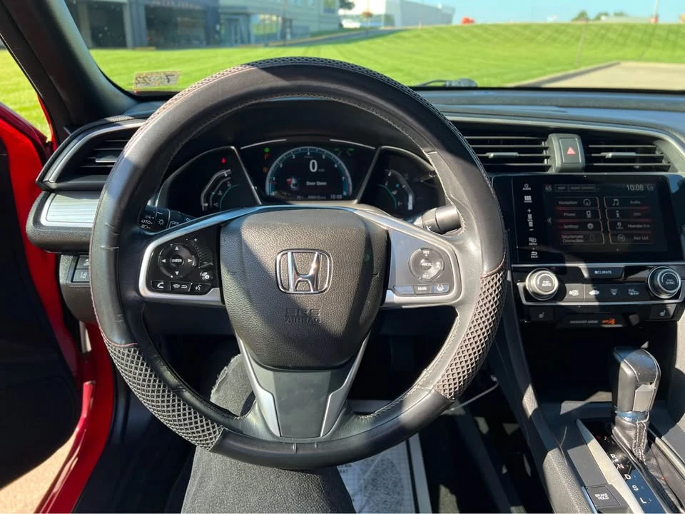 2017 Honda Civic 10th Gen - Image 18 of 20