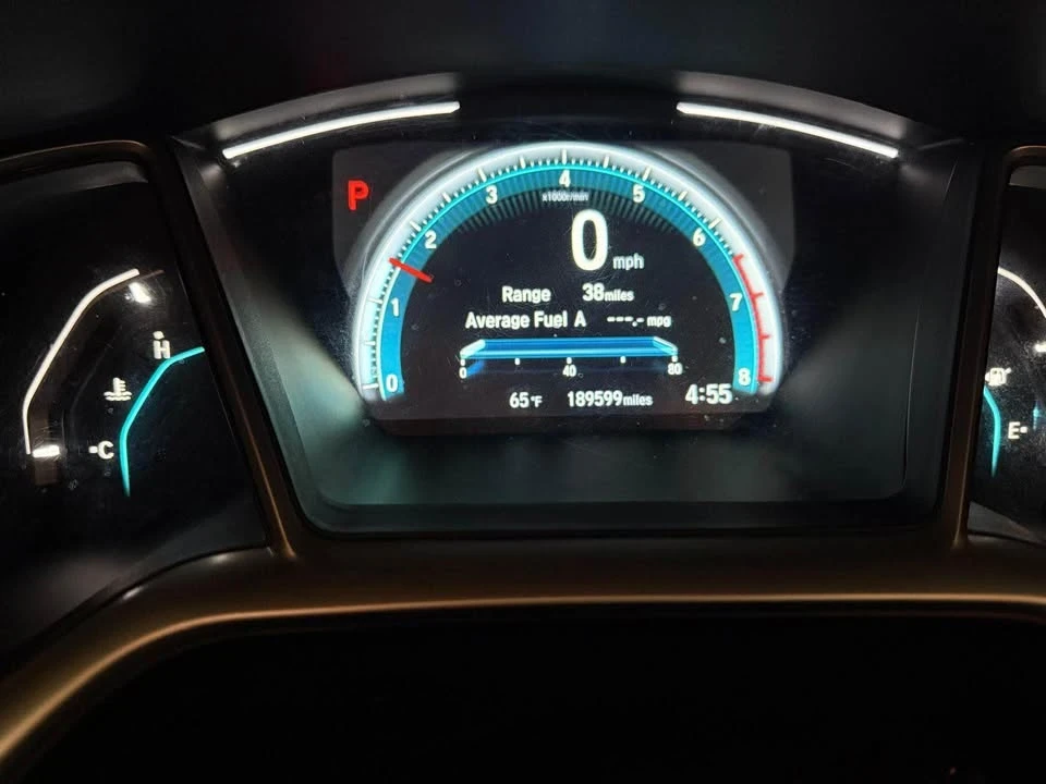 2017 Honda Civic 10th Gen - Image 6 of 9