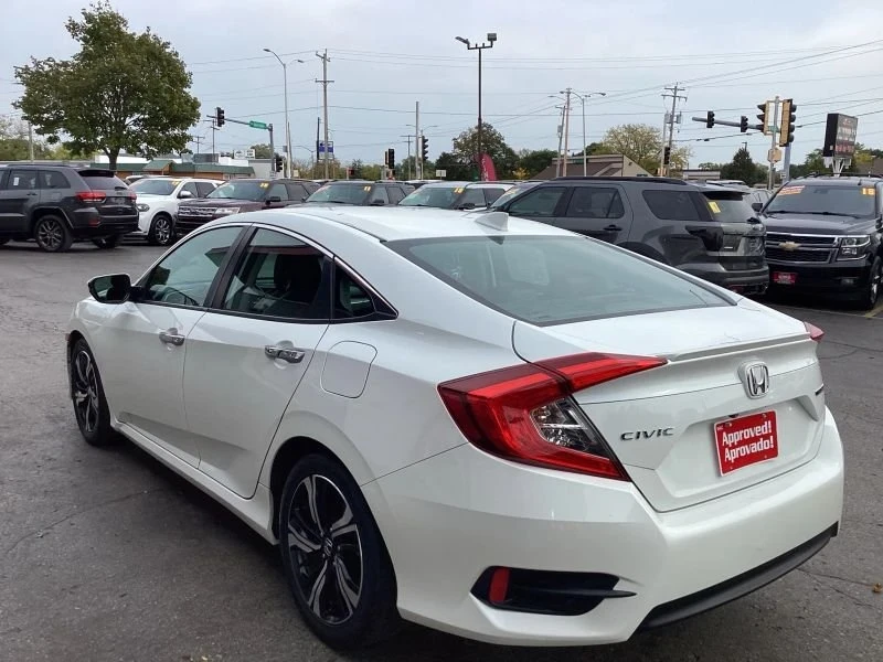 2017 Honda Civic 10th Gen - Image 6 of 18