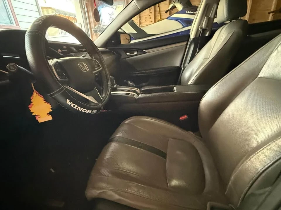 2017 Honda Civic 10th Gen - Image 5 of 9