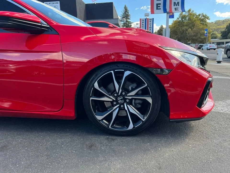 2017 Honda Civic 10th Gen - Image 15 of 20
